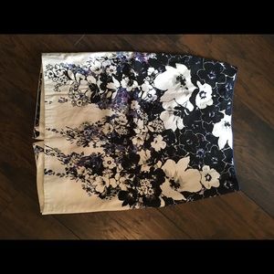 WHBM pencil skirt - floral design - size 4